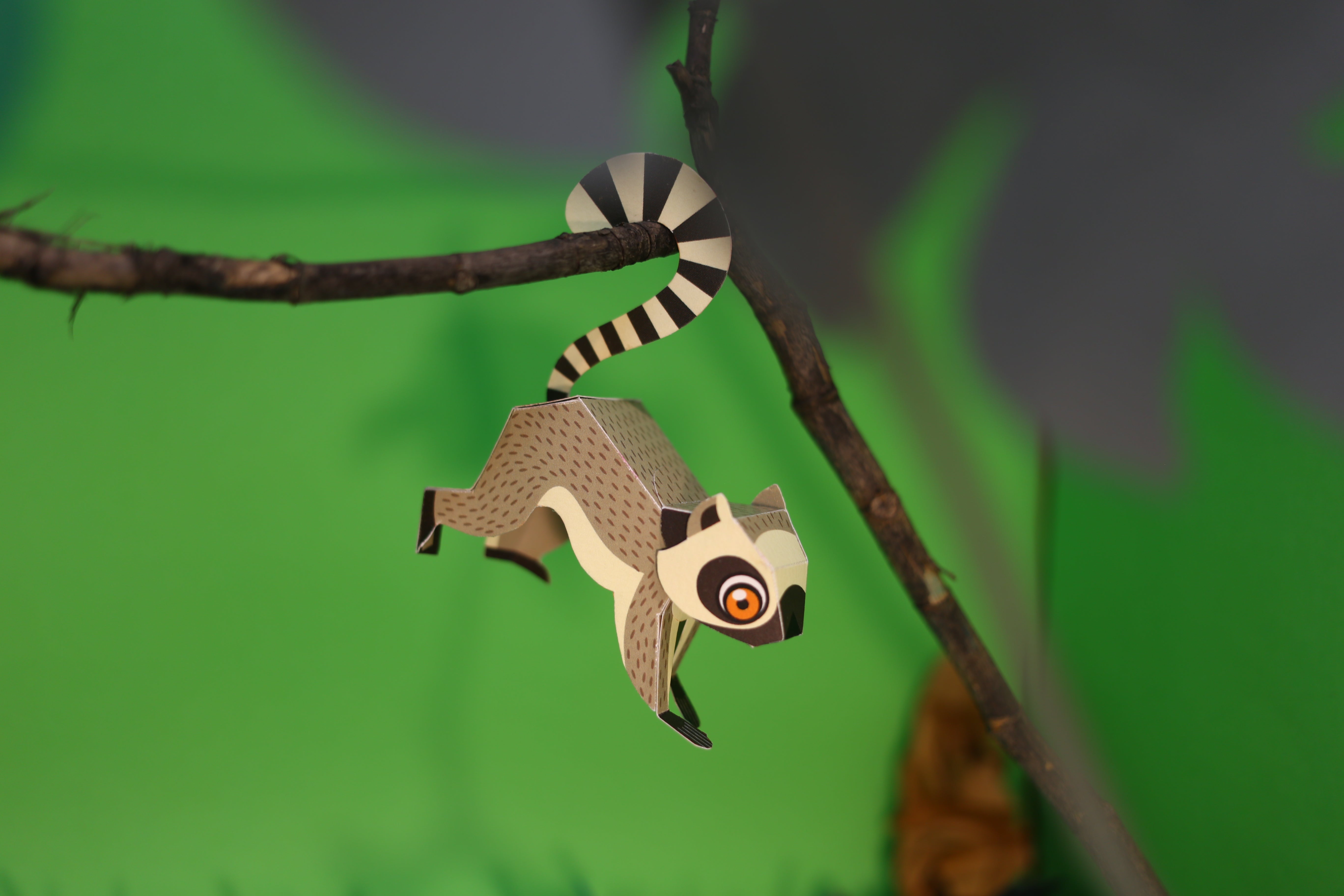 Mini Lemur DIY Animal Paper Craft Kit
