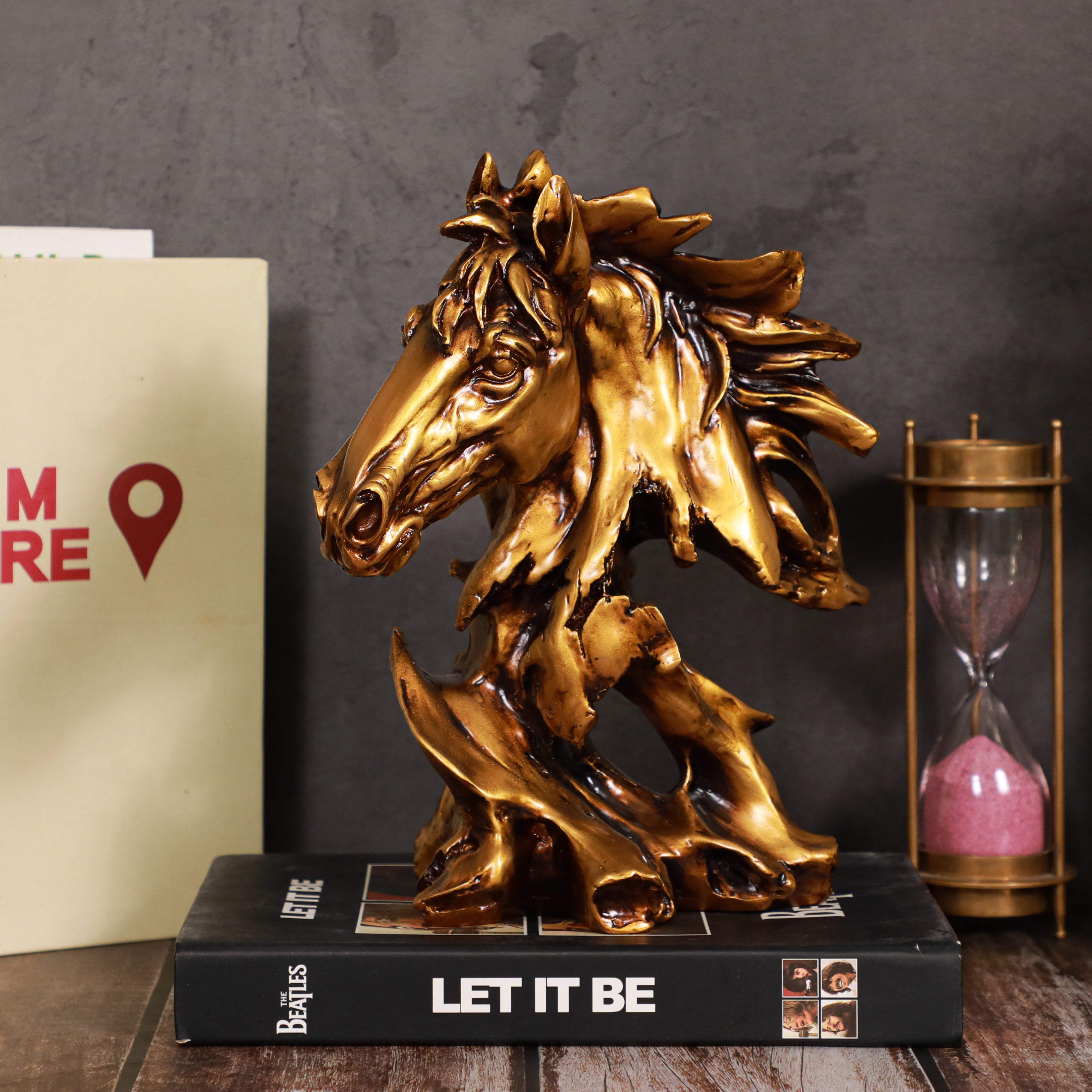 Artarium Victory Horse Head Idol