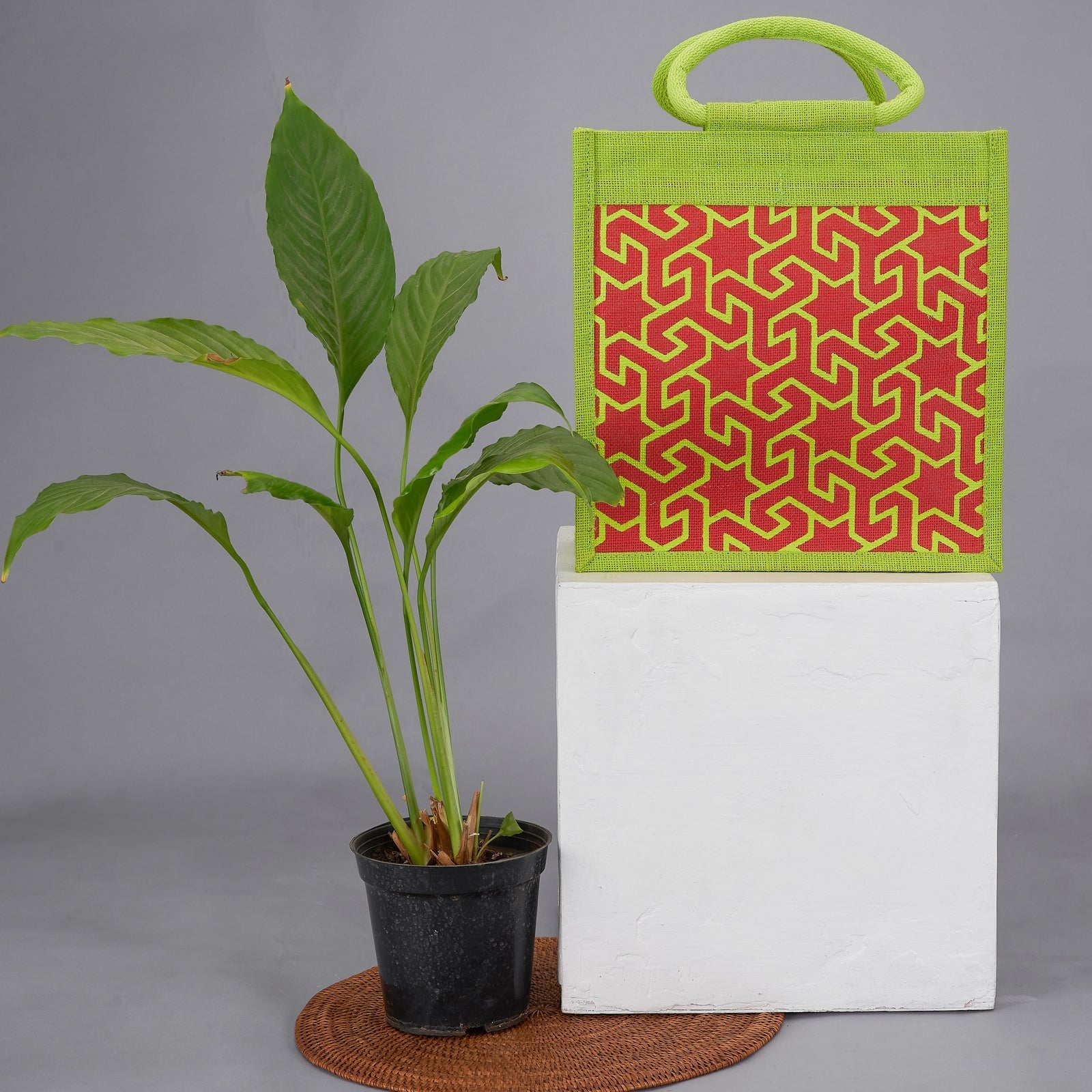 Jute Cottage Geometric Motif Print Lunch Zipper