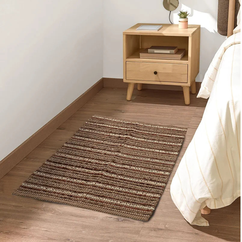 The Home Talk Handmade Stripes Cotton Rug Water Absorbent for Bathroom Entrance Door