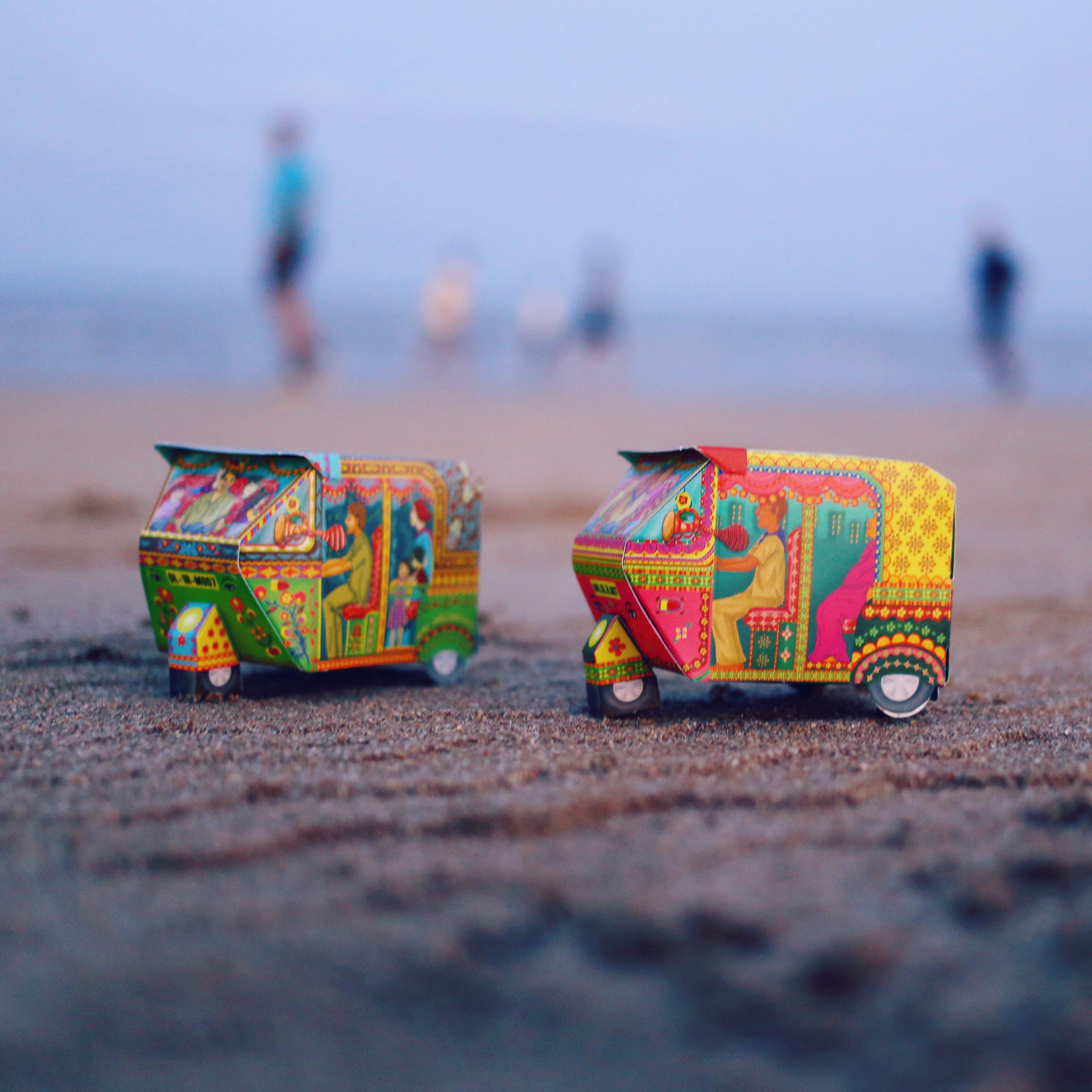Bombay Auto Rickshaw Box: Green design - DIY Paper Craft Kit