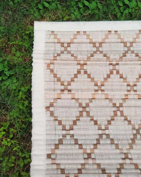 Madhurya Diamond Pattern Sambu Grass Yoga Mat