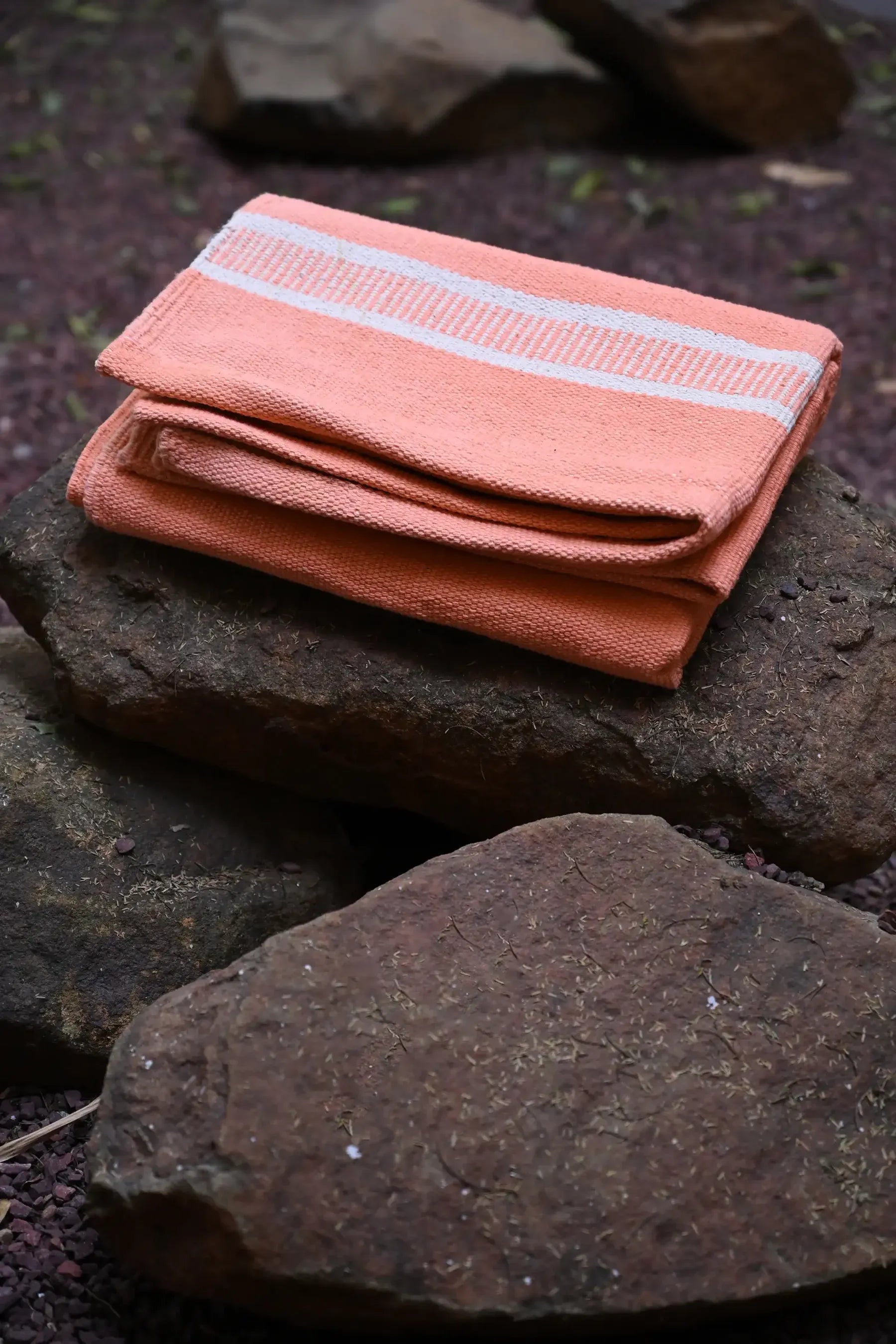 Madhurya Radiance Mat (Herbal dyed with Annatto)